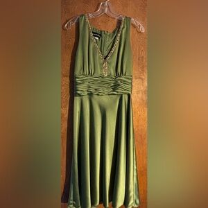 VINTAGE Green party dress with beads
